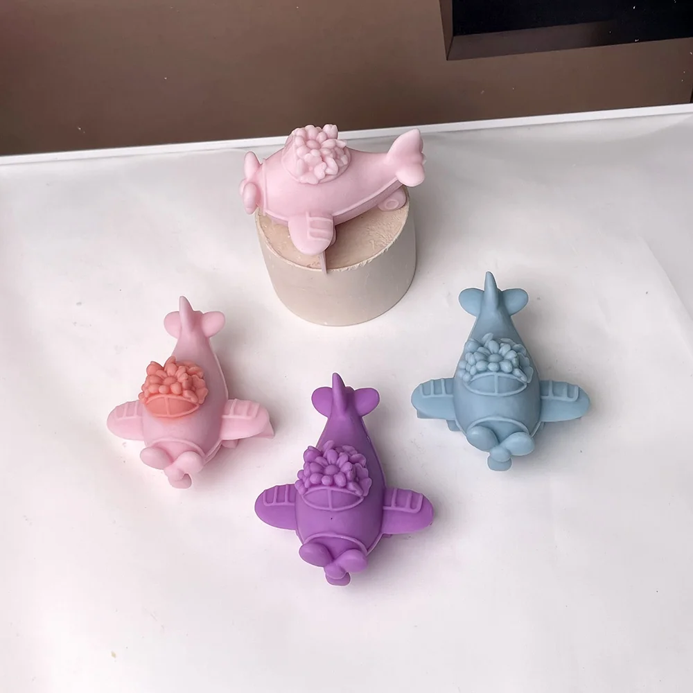 8996-花饰卡通小飞机硅胶模具