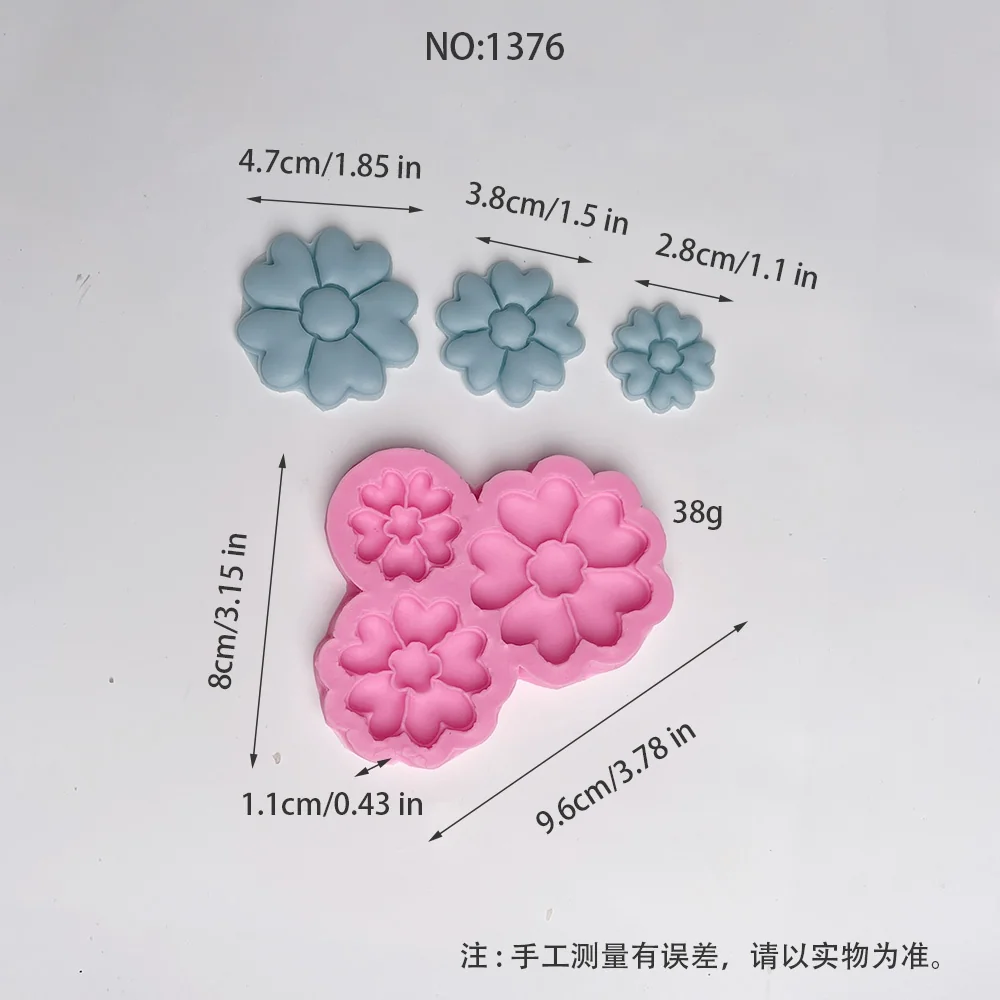 1376-3连不同尺寸心形花瓣花朵/硅胶模具